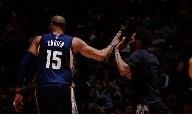 队友亲自辟谣！库兹马：我不记得字母哥和我们开过会