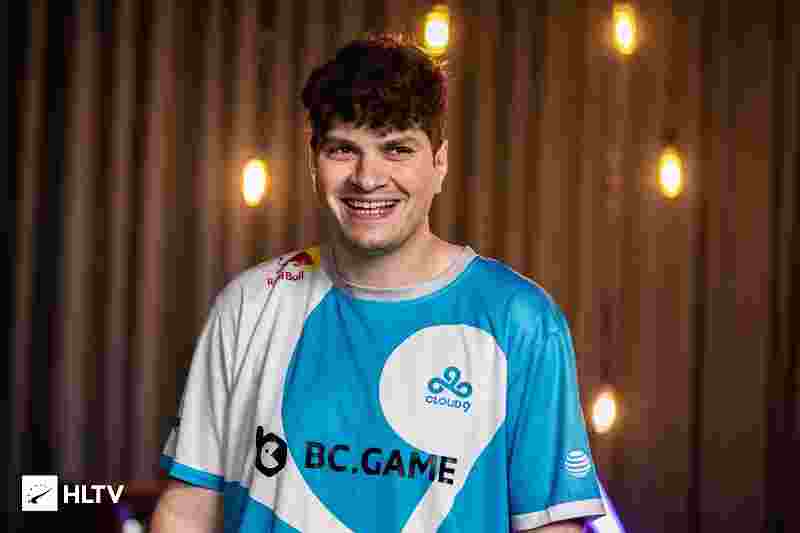 罗体：曼联不愿外租齐尔克泽，罗马目标转向法比奥·席尔瓦