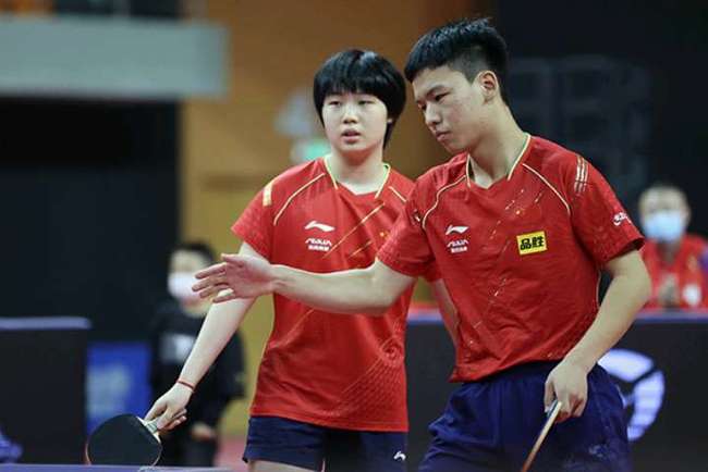 伊涅斯塔：会想念踢球的时光；进巴萨一线后每天都会观察哈维